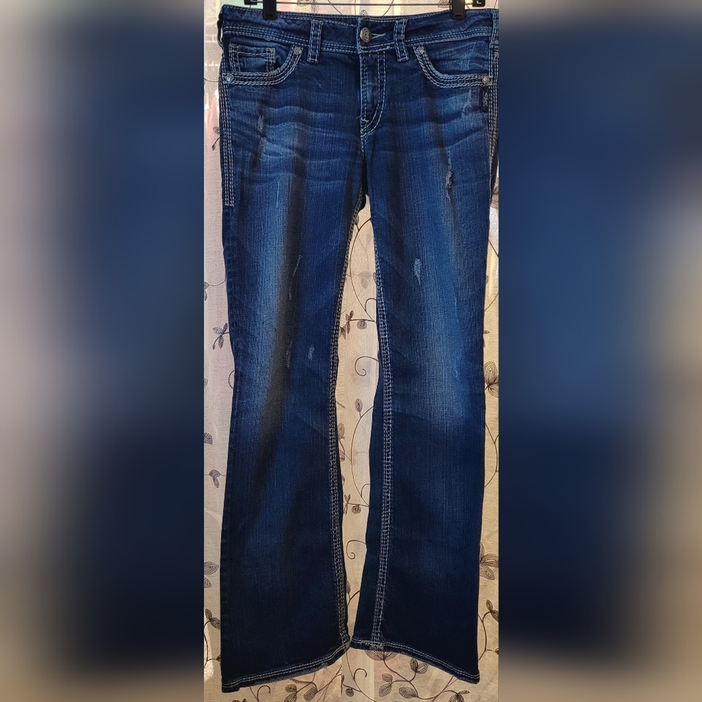Silver Jean Co Suki Distressed Jeans